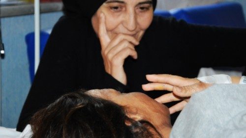 Ospedali aperti in Siria: un progetto del cardinale Zenari con Cei e Avsi