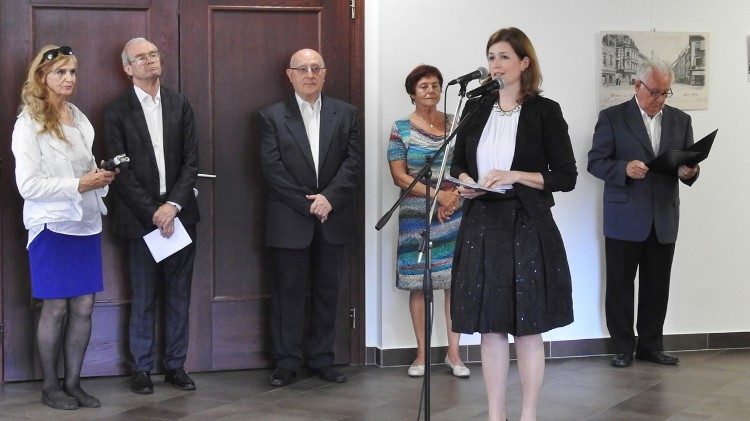 Inaugurazione e presentazione della mostra sulla Mohorjeva druzba Celje a Prevalje 5.jpg