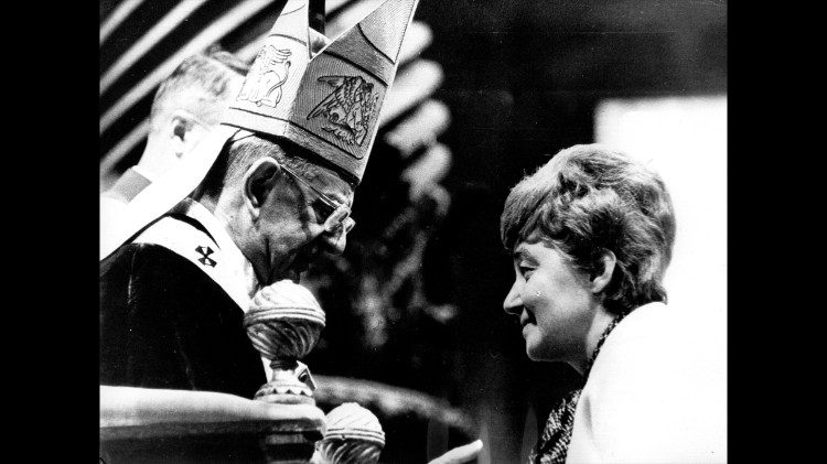 Chiara con Papa Paolo VI