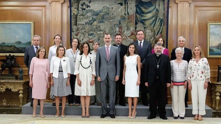 Manos Unidas u hiszpańskiej pary królewskiej 
