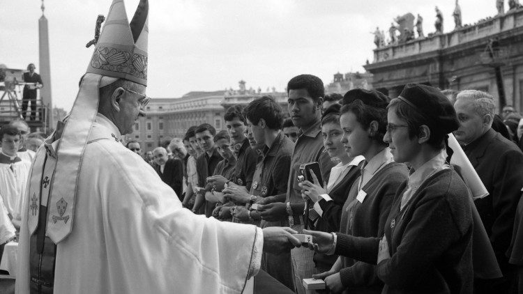 Missa da Páscoa em 26 de março de 1967