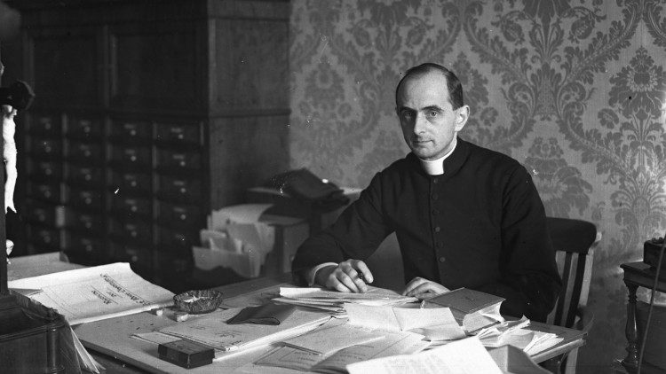 Mons. Giovanni Battista Montini, būsimasis popiežius Paulius VI, 1937 gegužės 10 d.