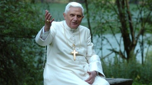 Juli-Radioakademie: Beten mit Benedikt XVI. (1-8)