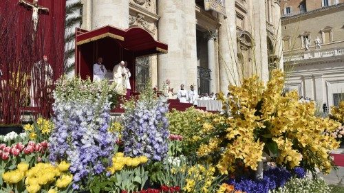 Pope Francis on Easter Sunday: ‘Let's respond immediately to God’s surprises!’