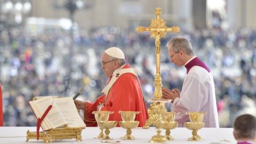 Palmsonntag: Papstmesse auf dem Petersplatz