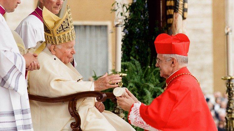 Šv. Jonas Paulius II ir kardinolas Jean Louis Tauran 