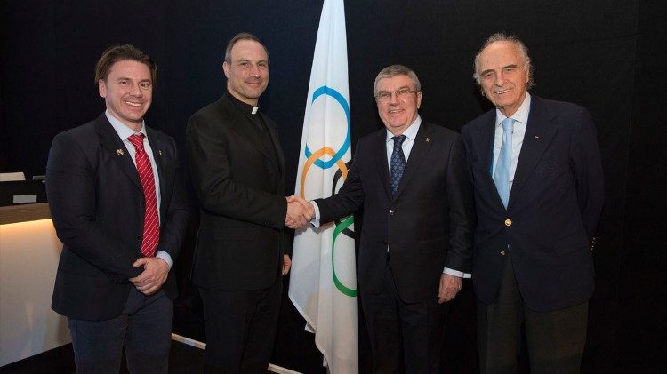 Die Vatikandelegation bei den Olympischen Winterspielen in Südkorea
