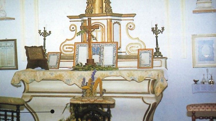 L'altare della a cappella del castello, com'era ai tempi di Adéle