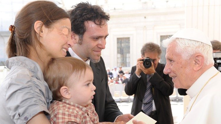 2012.05.02 Chiara Corbella Udienza Papa Benedetto XVI