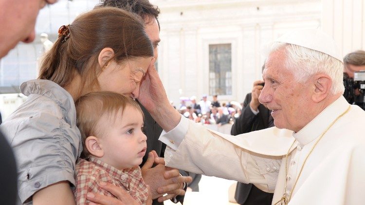 2012.05.02 Chiara Corbella Udienza Papa Benedetto XVI