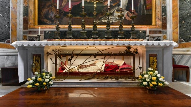 Los restos de San Juan XXIII descansan en la Basílica de San Pedro.