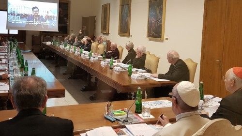 Jugendsynode wird konkreter: Vatikan stellt Leitlinien vor