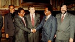 Accordo di pace per il Mozambico - 1992 Trastevere (2) (1) ok.jpg