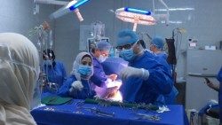 Interventi chirurghi OPBG in Giordania 5 marzo 2018 - 1aem.jpg