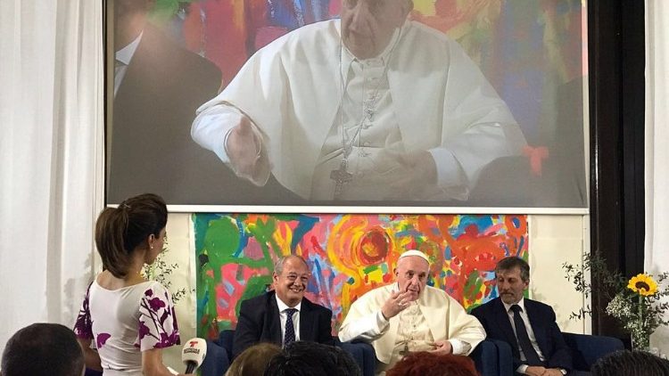 Ferenc pápa a Scholas Occurentes római találkozóján