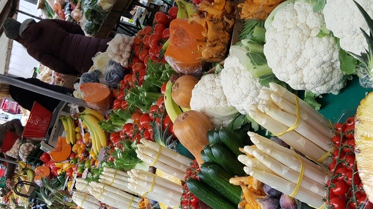 Mercado de comida, fruta e hortícolas