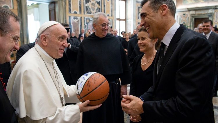 Papa Franjo i članovi Villanova University