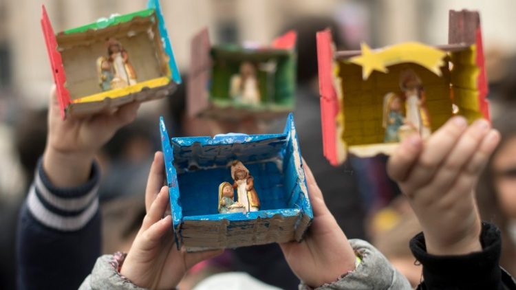Segnung der Jesuskinder auf dem Petersplatz 2016 