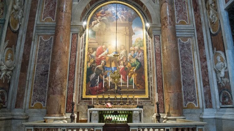 Altar dedicado a São Pio X na Basílica de São Pedro