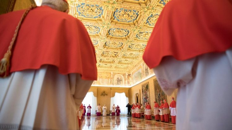 Popiežiaus Pranciškaus vadovaujama eilinė vieša konsistorija šventųjų skelbimo klausimu 2017 metais
