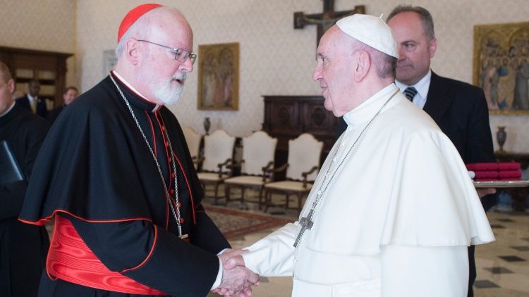 Cardeal O'Malley com Papa Francisco