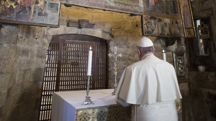 2016-08-04 Papa Francesco, visita pastorale ad Assisi Basilica di Santa Maria degli Angeli, Porziuncola