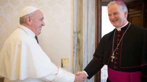 Vaticano: "El bien común en la era digital"