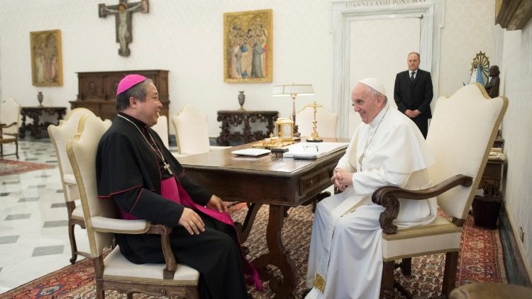 Archbishop Bernadito Auza (L) with Pope Francis in the Vatican. 