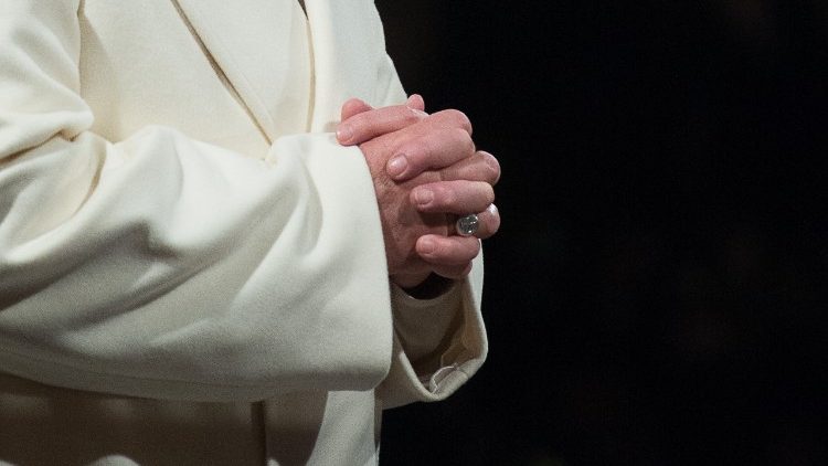 기도하는 프란치스코 교황