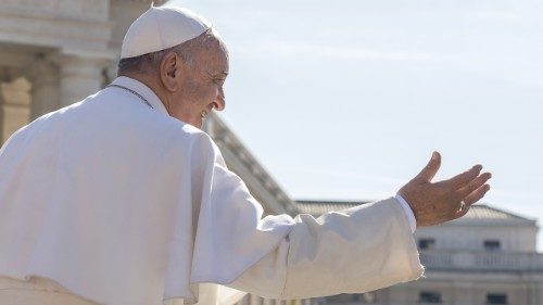 Реанімувати економіку: Папа запросив на зустріч молодих економістів і підприємців