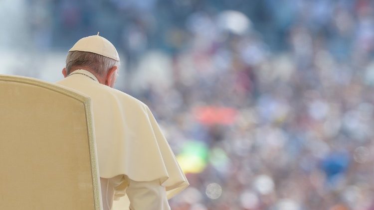 Papa receberá três chilenos no Vaticano