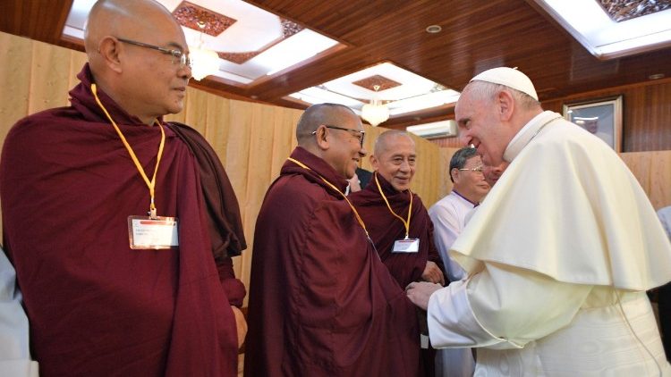 Papa encontra líderes religisos