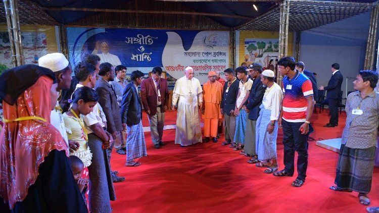 Takimi ndërfetar i Papës në Bangladesh