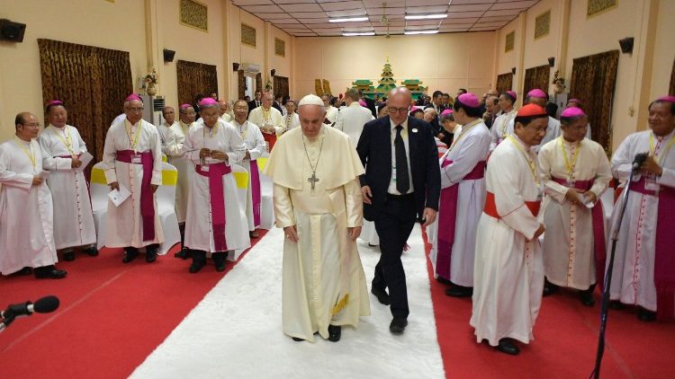 Papa Francisco viaje apostólico obispos Myanmar 