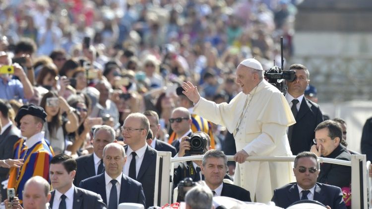 Le Pape lors de l'audience générale du 25 avril 2018.