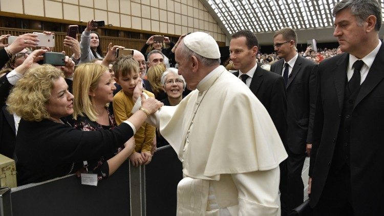 Pope Francis met Italian nurses on 3 February, 2018.