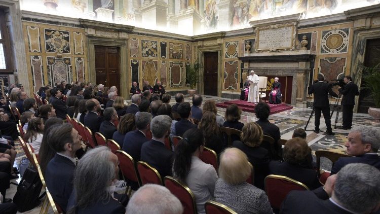 Le Pape reçoit les dirigeants et le personnel du quotidien catholique italien l'Avvenire, ce 1er mai 2018