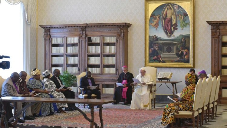 Le Pape François lors de l'audience avec les Églises d'institution africaine
