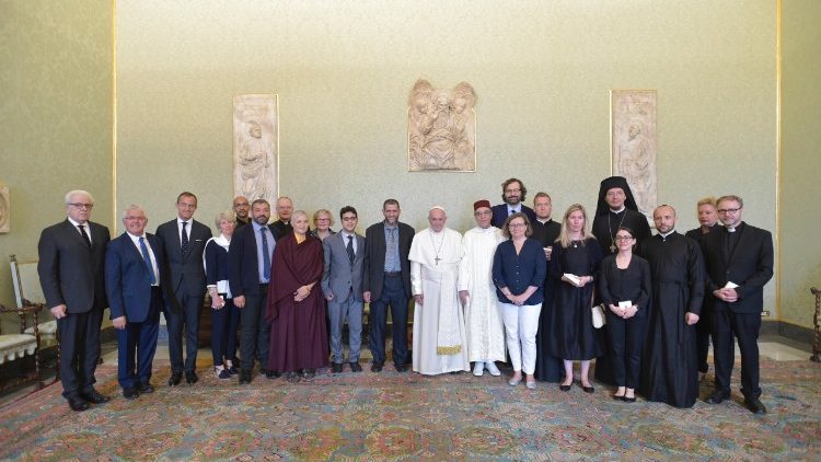 Папа Франциск на встрече с с делегатами ассоциации «Emouna Fraternité Alumni»