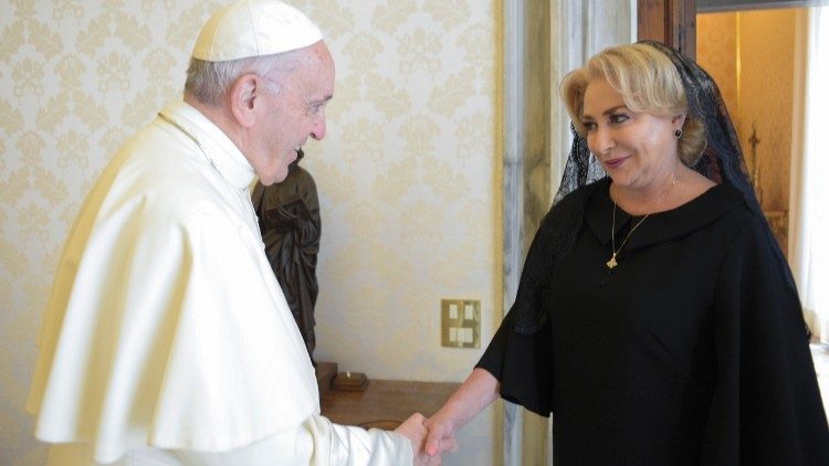 Papa Francesco incontra la Sig.ra Viorica Dancila Primo Ministro Romania  