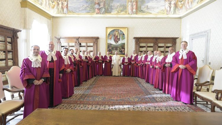 Le Pape recevant les juges de la Rote romaine, le 29 janvier 2018.