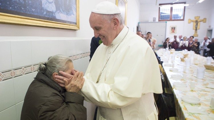 Papa Francesco e anziani - nonni