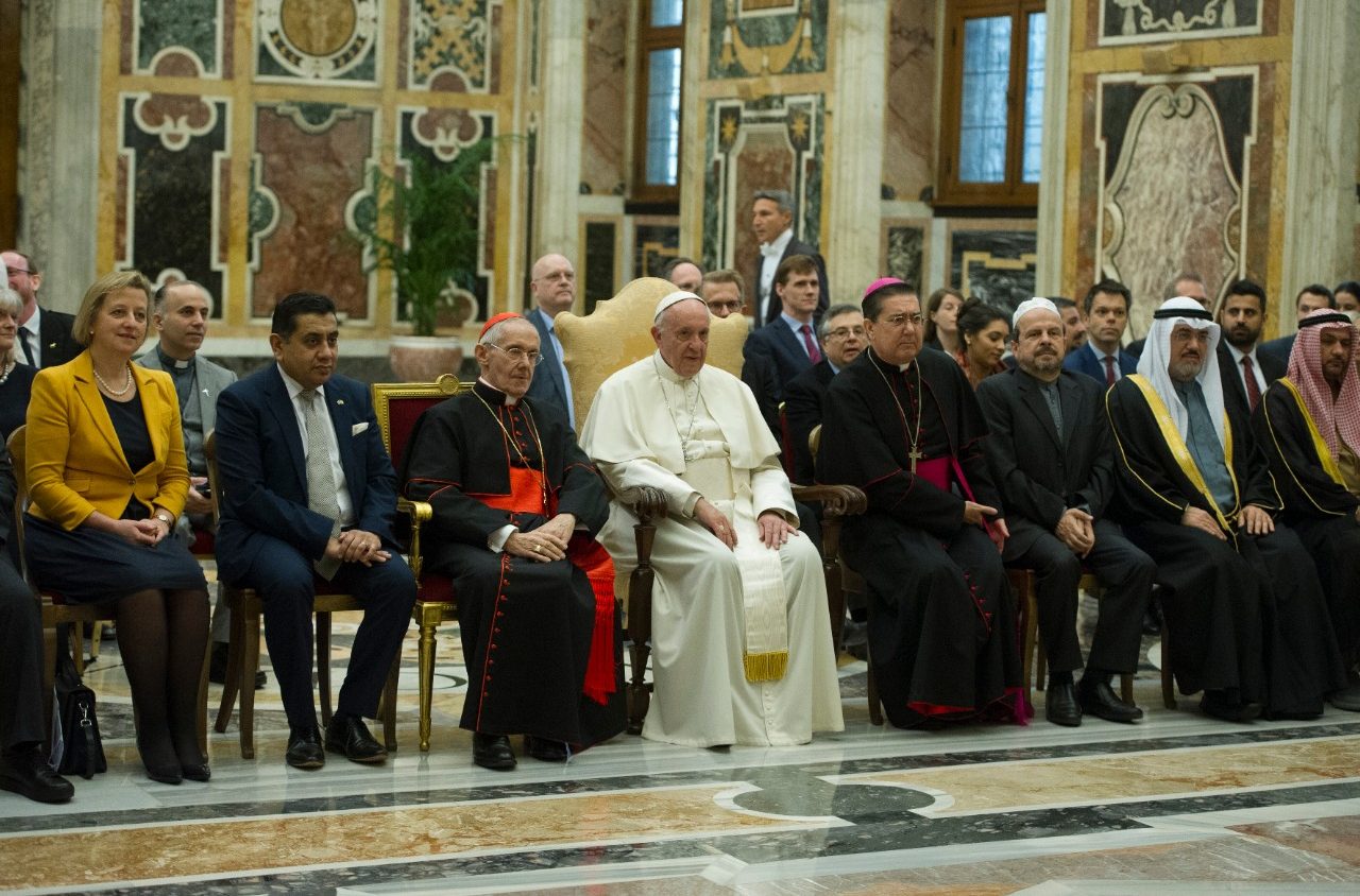 Le pape françois dénonce les violences commises au nom des religions - vatican news