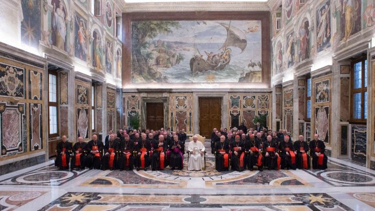 Participantes da Plenária da Congregação da Doutrina da Fé recebidos pelo Papa no Vaticano 