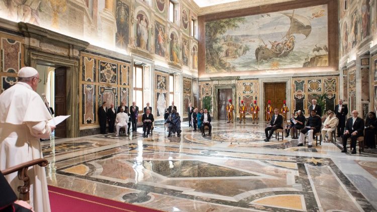 Plusieurs ambassadeurs présentent leurs lettres de créance au Pape François, Vatican, mai 2018