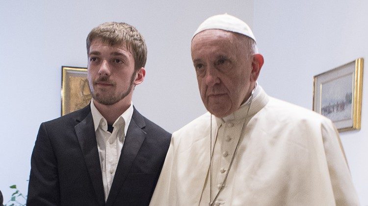 Il Papa con il padre del piccolo Alfie Evans