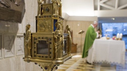 Papa prega la Madonna di Siracusa: ci dia il dono delle lacrime