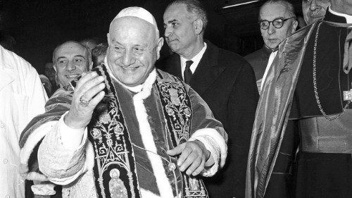 Francisco: Juan XXIII nos ha dejado una herencia valiosa 