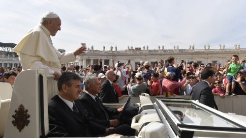 Generálna audiencia pápeža: Prijímame pre to, aby sme darovali