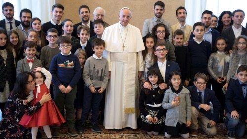 "Dio è giovane": libro-intervista di Papa Francesco 